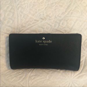 Kate spade bifold wallet